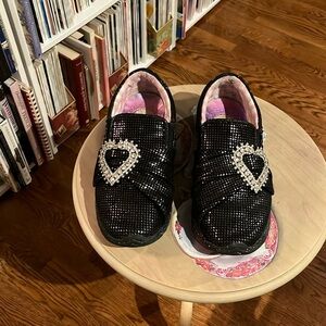 Size 8, embellished, irregular choice trainers